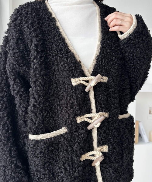 セール】レトロクラシカルな装い叶う。トグル付プードルボア