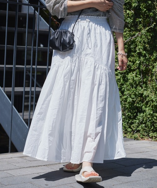 CIAOPANIC TYPY（チャオパニックティピー）の「ドロストギャザーコットンボイルボリュームスカート（スカート・レディース・ブルー/ブラック/ホワイト・ONE SIZE）」の16枚目の写真