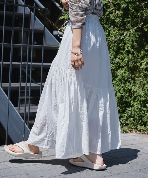 CIAOPANIC TYPY（チャオパニックティピー）の「ドロストギャザーコットンボイルボリュームスカート（スカート・レディース・ブルー/ブラック/ホワイト・ONE SIZE）」の8枚目の写真