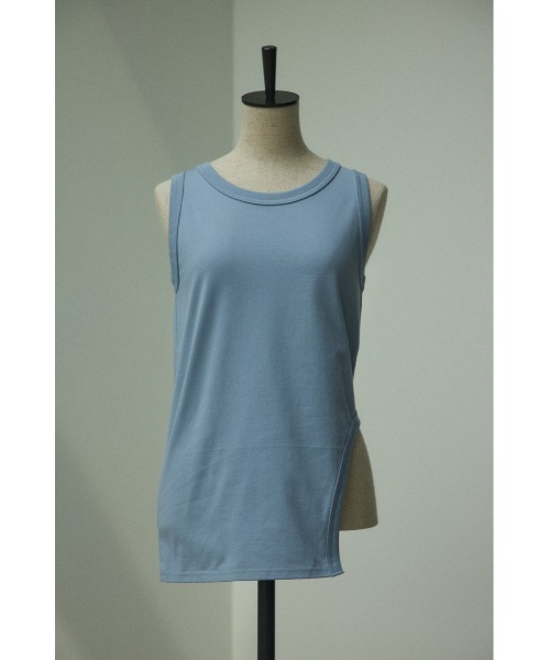 BLACK BY MOUSSY（ブラックバイマウジー）の「asymmetry hem tops（アシンメトリーヘムトップス)（タンクトップ・レディース・ベージュ/ホワイト/ブルー/ブラック・FREE）」の4枚目の写真
