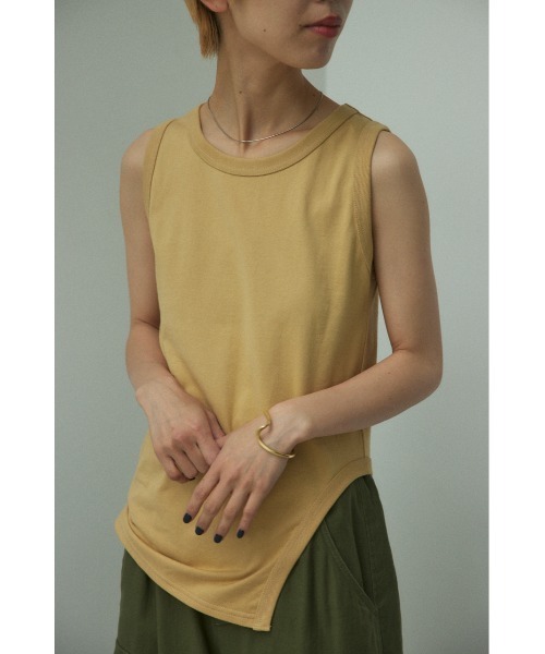 BLACK BY MOUSSY（ブラックバイマウジー）の「asymmetry hem tops（アシンメトリーヘムトップス)（タンクトップ・レディース・ベージュ/ホワイト/ブルー/ブラック・FREE）」の8枚目の写真