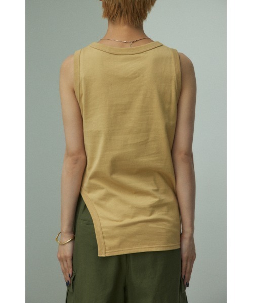 BLACK BY MOUSSY（ブラックバイマウジー）の「asymmetry hem tops（アシンメトリーヘムトップス)（タンクトップ・レディース・ベージュ/ホワイト/ブルー/ブラック・FREE）」の18枚目の写真