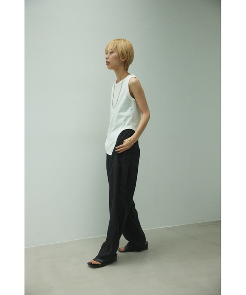 BLACK BY MOUSSY（ブラックバイマウジー）の「asymmetry hem tops（アシンメトリーヘムトップス)（タンクトップ・レディース・ベージュ/ホワイト/ブルー/ブラック・FREE）」の9枚目の写真