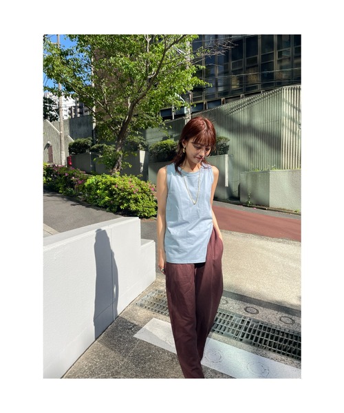 BLACK BY MOUSSY（ブラックバイマウジー）の「asymmetry hem tops（アシンメトリーヘムトップス)（タンクトップ・レディース・ベージュ/ホワイト/ブルー/ブラック・FREE）」の13枚目の写真