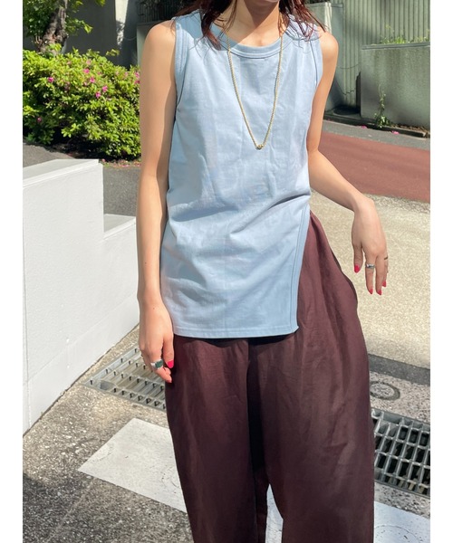 BLACK BY MOUSSY（ブラックバイマウジー）の「asymmetry hem tops（アシンメトリーヘムトップス)（タンクトップ・レディース・ベージュ/ホワイト/ブルー/ブラック・FREE）」の14枚目の写真