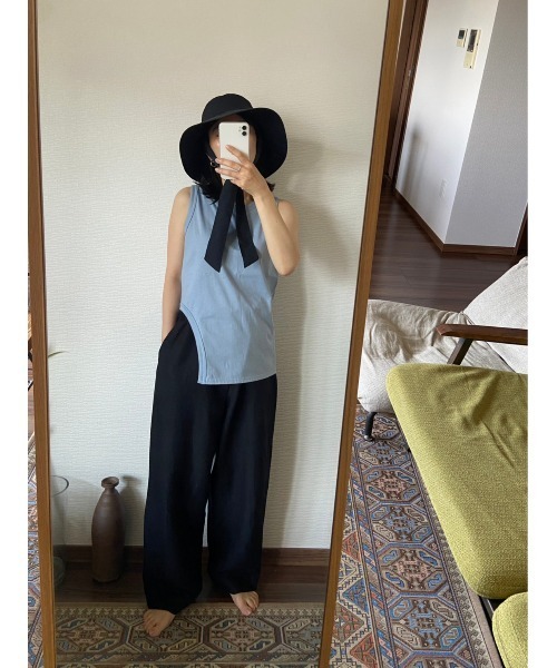 BLACK BY MOUSSY（ブラックバイマウジー）の「asymmetry hem tops（アシンメトリーヘムトップス)（タンクトップ・レディース・ベージュ/ホワイト/ブルー/ブラック・FREE）」の6枚目の写真