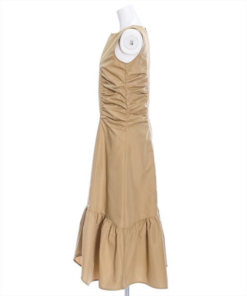 clear(クリア)の「ノースリーブギャザーデザインワンピース≪STAY MOTION≫(ワンピース・レディース・キャメル/ブラック・F)」の4枚目の写真