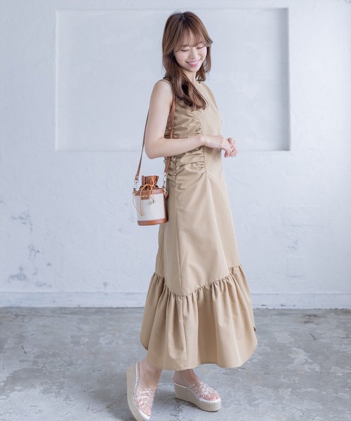 clear(クリア)の「ノースリーブギャザーデザインワンピース≪STAY MOTION≫(ワンピース・レディース・キャメル/ブラック・F)」の14枚目の写真