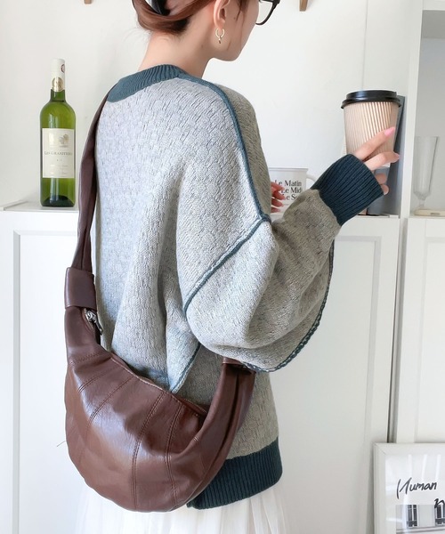 Java(ジャバ)の「《Javaジャバコラボ》配色カラーが目を惹く主役級item。2wayリバーシブル配色ニット(ニット/セーター・レディース・ブラウン系1/アイボリー系1/グレイッシュブルー・LARGE/MEDIUM/SMALL/X-LARGE)」の9枚目の写真