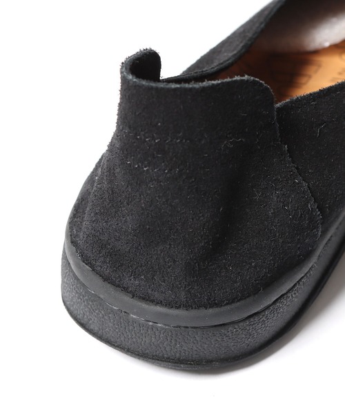 CAL O LINE（キャルオーライン）の「CAL O LINE/キャルオーライン×MANEBU/マネブ SEA SIDE SLIP ON コラボ スリッポン（スリッポン・メンズ・ブラック×ホワイト/ブラック×ブラック・43/42）」の8枚目の写真
