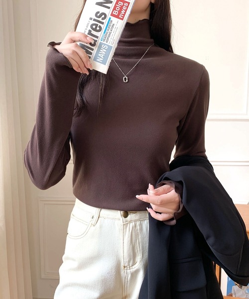 ABITOKYO(アビトーキョー)の「メロウタートルネックインナーカットソー(Tシャツ/カットソー・レディース・ベージュ/ホワイト/ブラック/モカ・M/L/XL)」の3枚目の写真