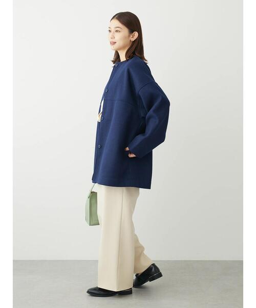 ビアズリー⭐︎ノーカラーショートコート⭐︎ネイビー BEARDSLEY（ビアズリー）の「袖口の丸みがさりげないノーカラー