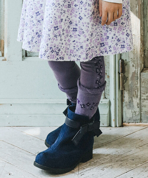 BeBe（ベベ）の「リボン付きスウェードブーツ(16~21cm)（ブーツ・キッズ・ネイビー/グレー・18.0cm/19.0cm/21.0cm/20.0cm/17.0cm/16.0cm）」の3枚目の写真