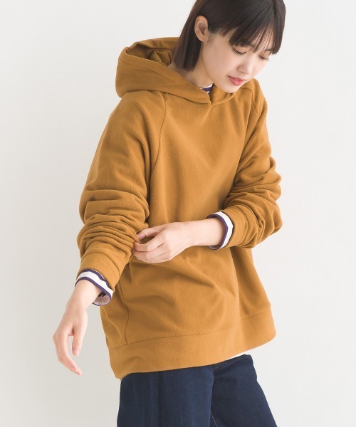 OMNES（オムネス）の「ふわ軽静電気防止マイクロフリースパーカー長袖（パーカー・レディース・アイボリー/キャメル/ホワイト×ネイビー/ブラック・LARGE/MEDIUM）」の4枚目の写真