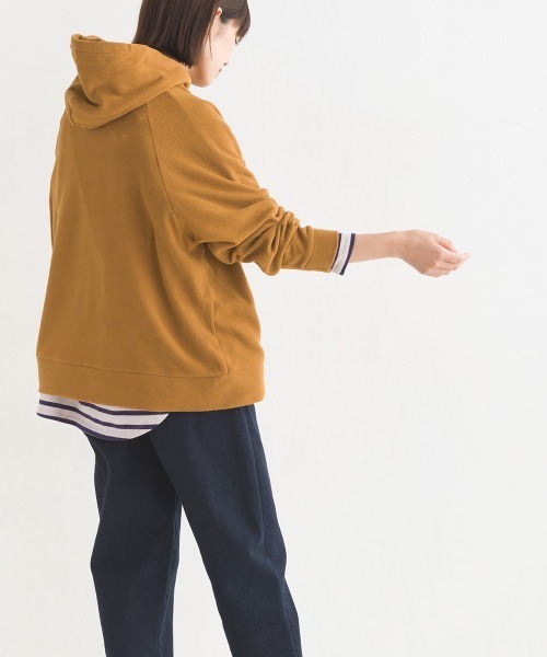 OMNES（オムネス）の「ふわ軽静電気防止マイクロフリースパーカー長袖（パーカー・レディース・アイボリー/キャメル/ホワイト×ネイビー/ブラック・LARGE/MEDIUM）」の13枚目の写真