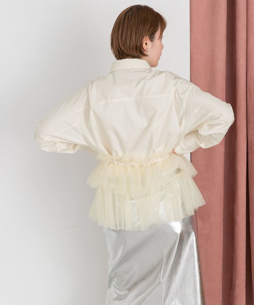 KBF(ケイビーエフ)の「チュールSETクロップドシャツ(シャツ/ブラウス・レディース・ブルー/チャコールグレー/アイボリー・ONE)」の20枚目の写真