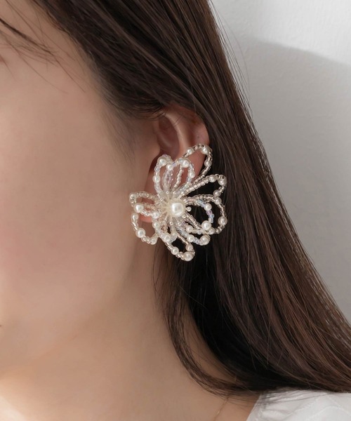 RANDA（ランダ）の「ビーズフラワーイヤリング（イヤリング・レディース・ゴールド/シルバー・FREE）」の2枚目の写真