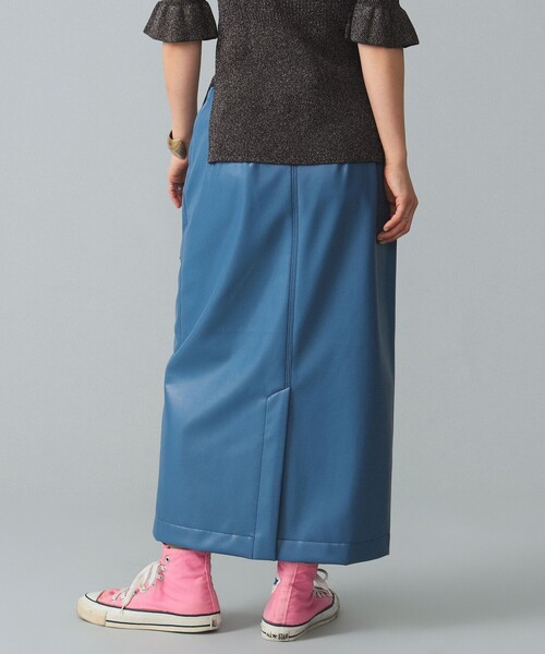 BEAMS BOY（ビームスボーイ）の「maturely / Fake Leather Work Skirt（スカート・レディース・ブラック/ブルー系その他2・1/0）」の13枚目の写真