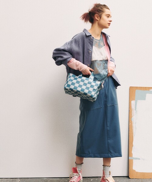 BEAMS BOY（ビームスボーイ）の「maturely / Fake Leather Work Skirt（スカート・レディース・ブラック/ブルー系その他2・1/0）」の22枚目の写真