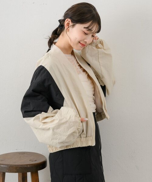 RETRO GIRL（レトロガール）の「配色ショートブルゾン（ブルゾン・レディース・ブラック/ブルー/ナチュラル・FREE）」の12枚目の写真