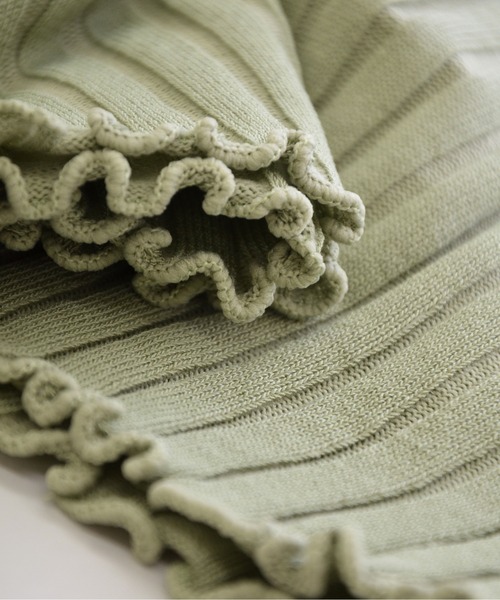 ibeul_（イベール）の「スクエアネック2WAYリブトップス（Tシャツ/カットソー・レディース・ホワイト/パープル/ブラック/オリーブ・FREE）」の5枚目の写真