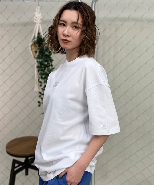 NEW ERA(ニューエラ)の「NEW ERA/ニューエラ オーバーサイズTシャツ 刺繍ロゴ 14121910/14121911/14121913(Tシャツ/カットソー・レディース・ブラック/ホワイト/ストーン・XL)」の9枚目の写真