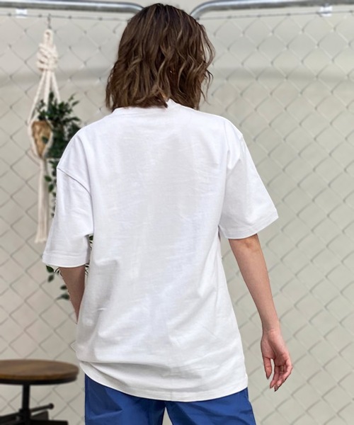 NEW ERA(ニューエラ)の「NEW ERA/ニューエラ オーバーサイズTシャツ 刺繍ロゴ 14121910/14121911/14121913(Tシャツ/カットソー・レディース・ブラック/ホワイト/ストーン・XL)」の8枚目の写真