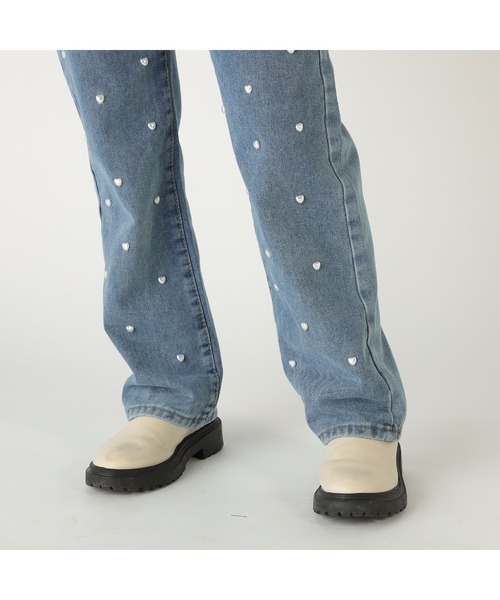 CECIL McBEE(セシルマクビー)の「ビジュー付きデニムパンツ(デニムパンツ・レディース・ブルー・MEDIUM)」の9枚目の写真