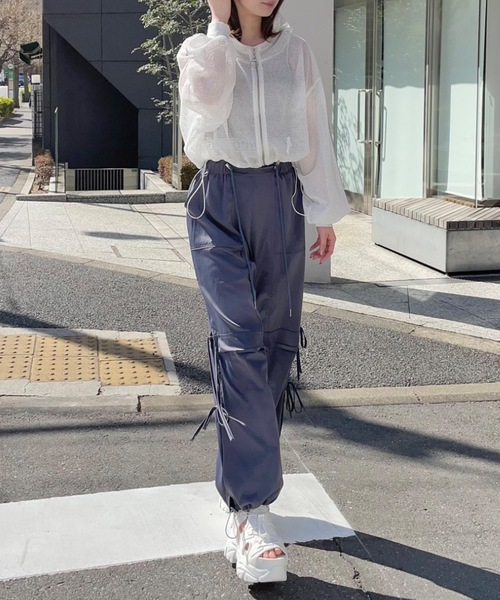 one way(ワンウェイ)の「サテンリボンカーゴパンツ(カーゴパンツ・レディース・ブラック/ピンク/グレー/グリーン・FREE)」の7枚目の写真
