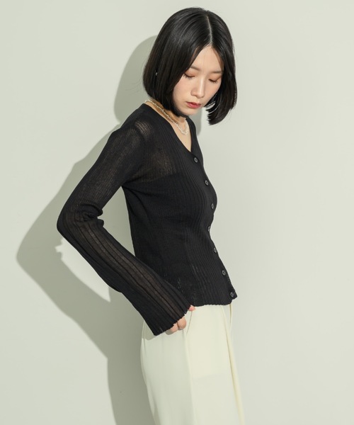 NEUNA（ヌナ）の「フレアスリーブリブサマーカーディガン（カーディガン/ボレロ・レディース・アイボリー/チャコールグレー/ブラック・FREE）」の10枚目の写真