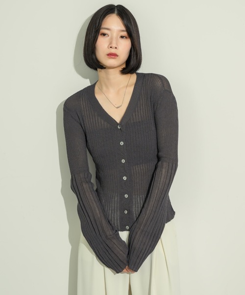 NEUNA（ヌナ）の「フレアスリーブリブサマーカーディガン（カーディガン/ボレロ・レディース・アイボリー/チャコールグレー/ブラック・FREE）」の16枚目の写真