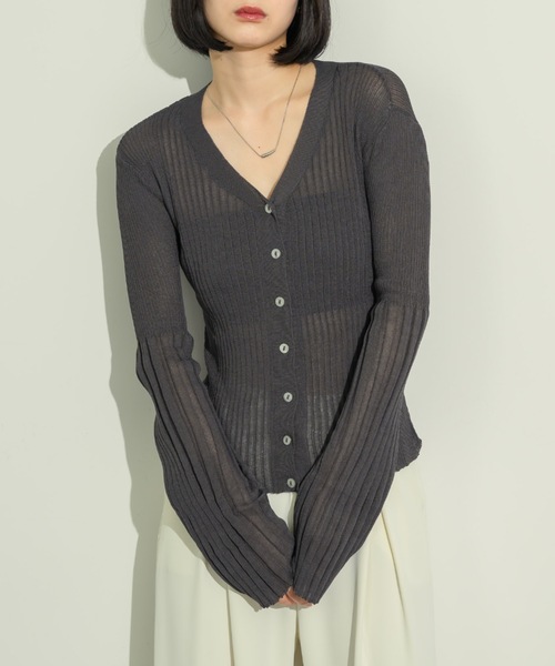 NEUNA（ヌナ）の「フレアスリーブリブサマーカーディガン（カーディガン/ボレロ・レディース・アイボリー/チャコールグレー/ブラック・FREE）」の14枚目の写真