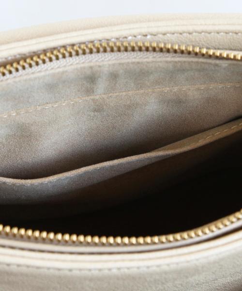 BEAUTY&YOUTH UNITED ARROWS（ビューティーアンドユースユナイテッドアローズ）の「BY∵ フラップタッセルショルダー◆（ショルダーバッグ・レディース・ブラック/ナチュラル/グレー/ダークブラウン・ﾌﾘ-）」の12枚目の写真