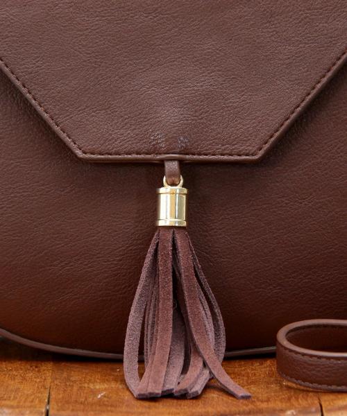 BEAUTY&YOUTH UNITED ARROWS（ビューティーアンドユースユナイテッドアローズ）の「BY∵ フラップタッセルショルダー◆（ショルダーバッグ・レディース・ブラック/ナチュラル/グレー/ダークブラウン・ﾌﾘ-）」の16枚目の写真