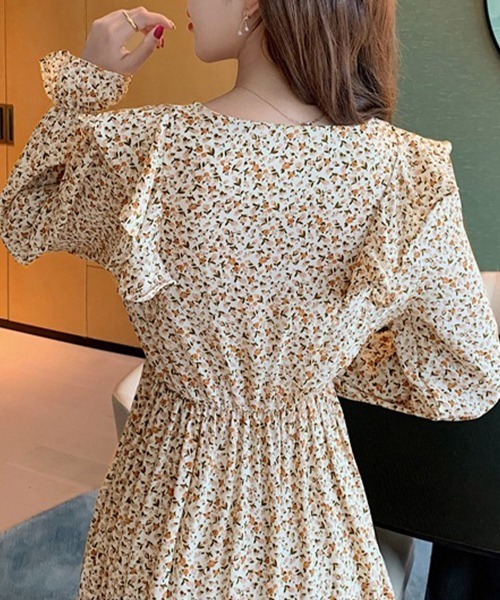 Miniministore(ミニミニストア)の「ティアードワンピース 花柄ワンピース韓国(ワンピース・レディース・ベージュ/ブラック・FREE)」の17枚目の写真