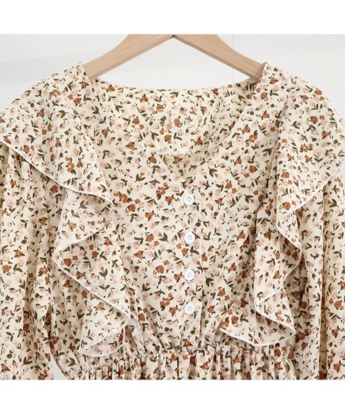 Miniministore(ミニミニストア)の「ティアードワンピース 花柄ワンピース韓国(ワンピース・レディース・ベージュ/ブラック・FREE)」の6枚目の写真