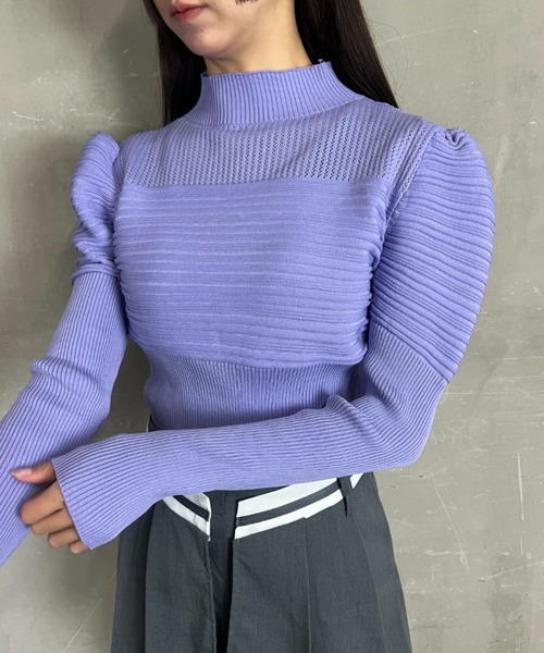 tolene(トレネ)の「パワースリーブハイネックニットプルオーバー(ニット/セーター・レディース・グリーン/イエロー/パープル/ブラック・FREE)」の4枚目の写真