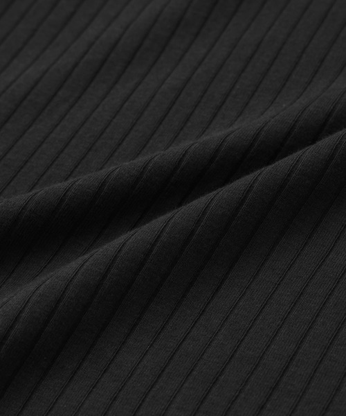 NANO universe(ナノユニバース)の「Anti Soaked(R) 汗染み防止 リブノースリーブTシャツ(Tシャツ/カットソー・レディース・ブラック/グレー系その他4/チャコール/アイボリー・S/M)」の7枚目の写真