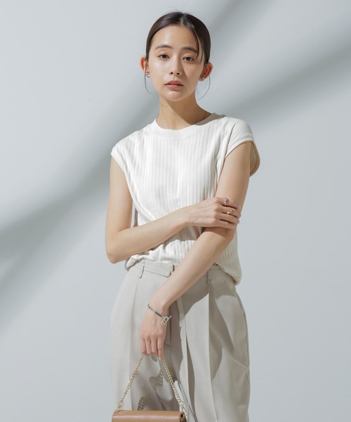 NANO universe(ナノユニバース)の「Anti Soaked(R) 汗染み防止 リブノースリーブTシャツ(Tシャツ/カットソー・レディース・ブラック/グレー系その他4/チャコール/アイボリー・S/M)」の22枚目の写真