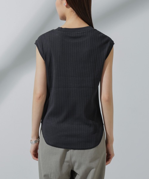 NANO universe(ナノユニバース)の「Anti Soaked(R) 汗染み防止 リブノースリーブTシャツ(Tシャツ/カットソー・レディース・ブラック/グレー系その他4/チャコール/アイボリー・S/M)」の12枚目の写真