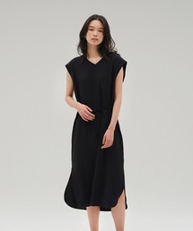 NEW BALANCE ニューバランス ワンピース ブラック 1（M） NE663BM32708_fw_thumbM.jpg