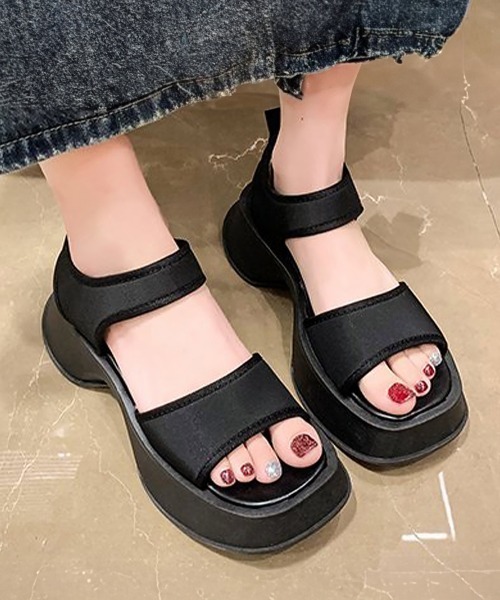 Miniministore（ミニミニストア）の「スポーツサンダル 厚底 ボリューム 韓国（サンダル・レディース・アイボリー/カーキ/ブラック・25.0cm/23.5cm/23.0cm/24.0cm/22.5cm/24.5cm）」の2枚目の写真