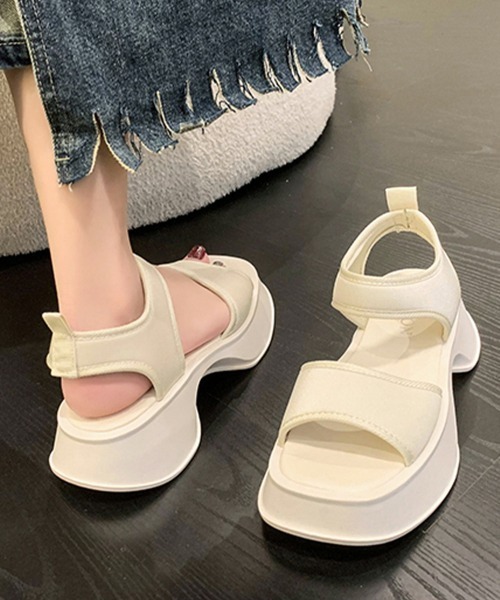 Miniministore（ミニミニストア）の「スポーツサンダル 厚底 ボリューム 韓国（サンダル・レディース・アイボリー/カーキ/ブラック・25.0cm/23.5cm/23.0cm/24.0cm/22.5cm/24.5cm）」の18枚目の写真