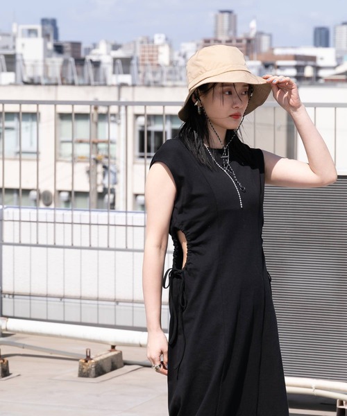 bohmal(ボマール)の「ウエストカットアウトロングワンピース(ワンピース・レディース・ブラック・MEDIUM)」の4枚目の写真