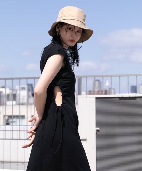 bohmal(ボマール)の「ウエストカットアウトロングワンピース(ワンピース・レディース・ブラック・MEDIUM)」の7枚目の写真
