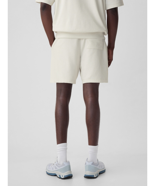 GAP(ギャップ)の「7インチ GAPロゴ ショートパンツ(ユニセックス)(その他パンツ・メンズ・ホワイト系その他/ブラック/グレー/ネイビー・XS/S/M/L/XL)」の16枚目の写真