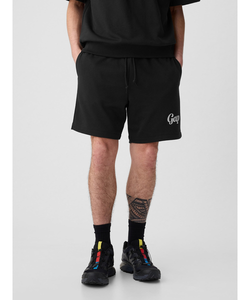 GAP(ギャップ)の「7インチ GAPロゴ ショートパンツ(ユニセックス)(その他パンツ・メンズ・ホワイト系その他/ブラック/グレー/ネイビー・XS/S/M/L/XL)」の2枚目の写真