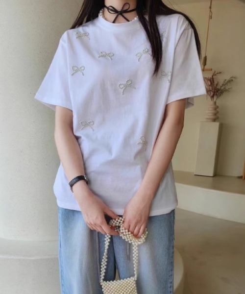 DIAVEL(ディアベル)の「韓国ガーリー風パールリボン刺繍Tシャツ(Tシャツ/カットソー・レディース・グレー/ブラック/ホワイト・M)」の8枚目の写真