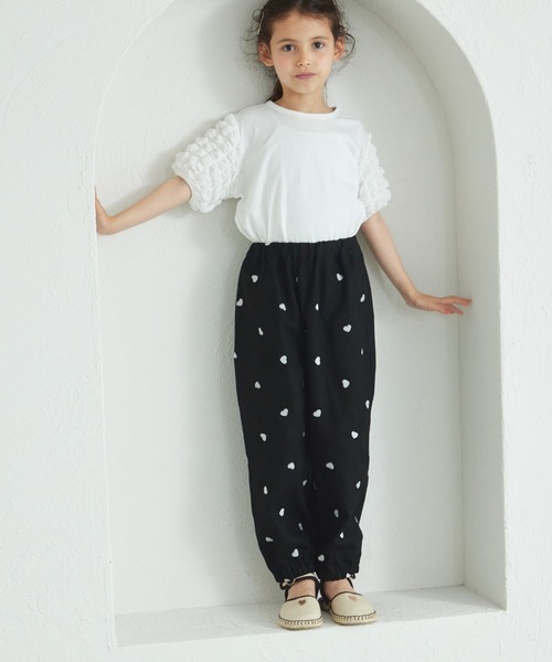 pairmanon(ペアマノン)の「ハート刺繍カーゴパンツ(カーゴパンツ・キッズ・ベージュ/ブラック・90/100/110/120/130/140/150)」の15枚目の写真