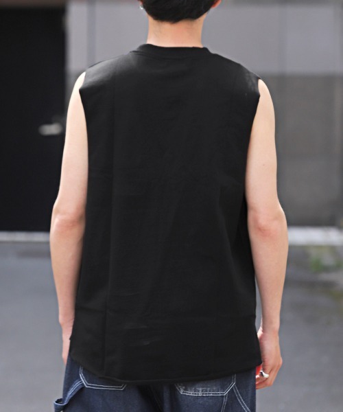 LUXSTYLE(ラグスタイル)の「ミニ裏毛クルーネックノースリーブ(タンクトップ・メンズ・ブラック/オフホワイト・L/M)」の3枚目の写真